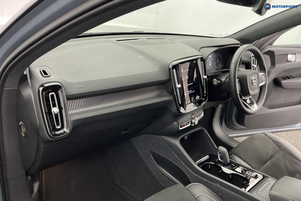Volvo Xc40 R Design Automatic Petrol SUV - Stock Number (1672088) - 9th supplementary image