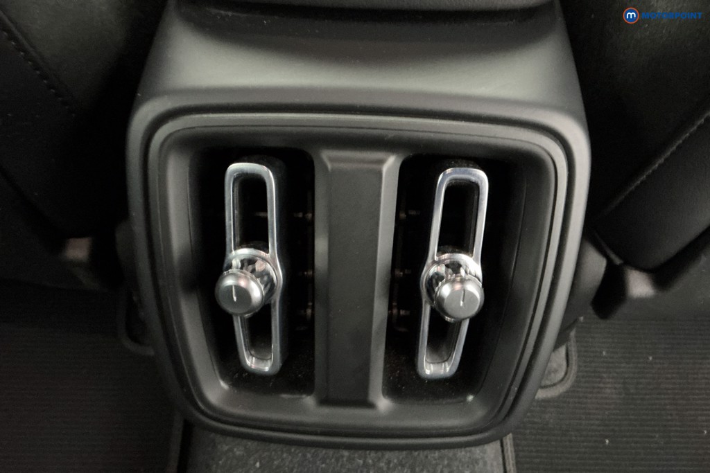 Volvo Xc40 R Design Automatic Petrol SUV - Stock Number (1672088) - 10th supplementary image