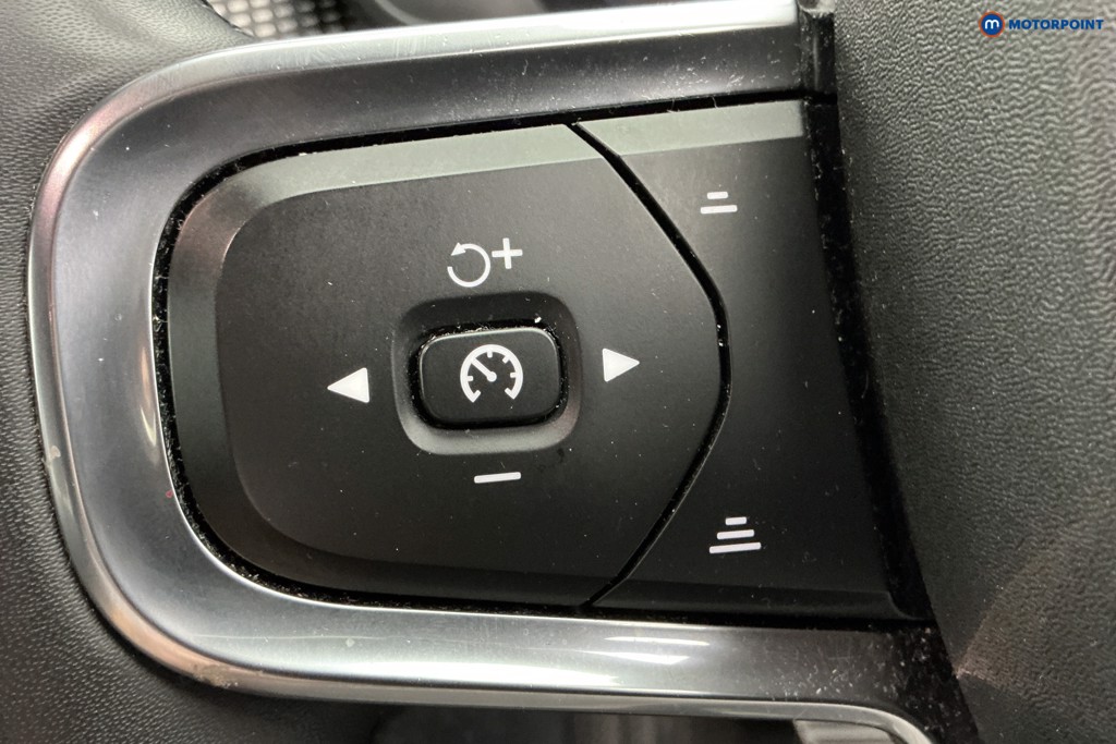Volvo Xc40 R Design Automatic Petrol SUV - Stock Number (1672088) - 19th supplementary image
