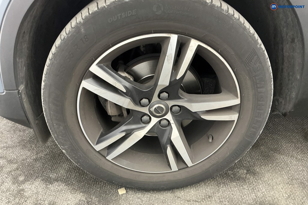 Volvo Xc40 R Design Automatic Petrol SUV - Stock Number (1672088) - 35th supplementary image