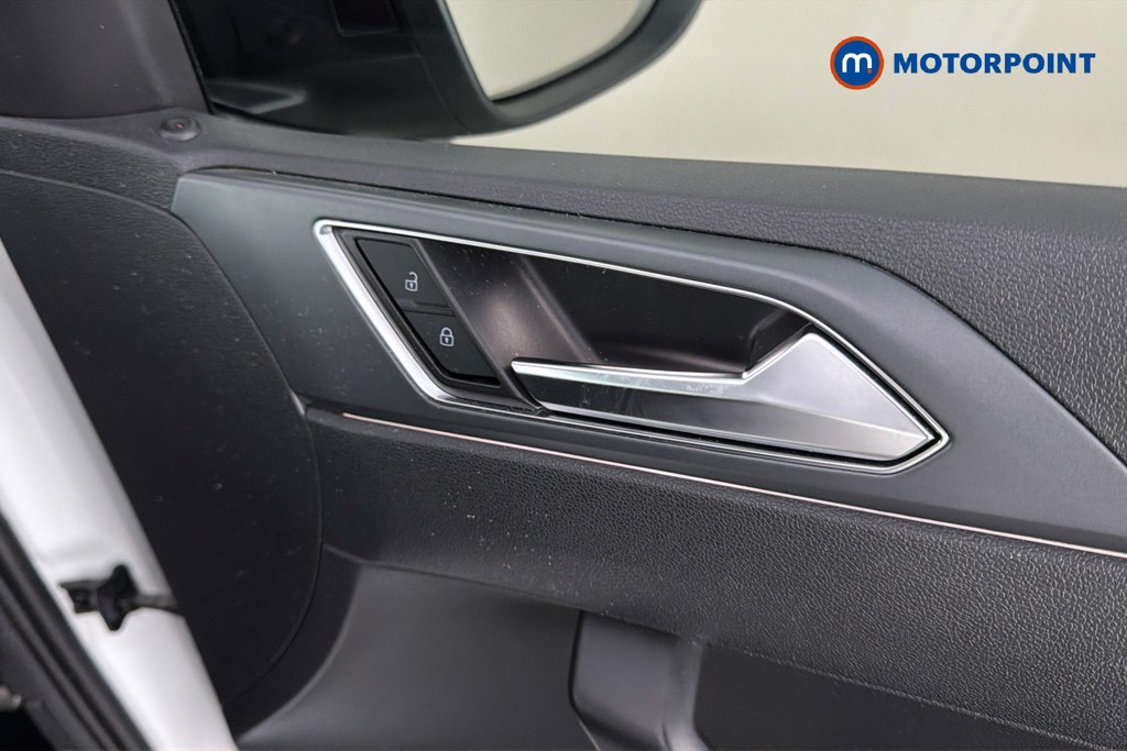 Volkswagen Taigo R-Line Automatic Petrol SUV - Stock Number (1672101) - 42nd supplementary image