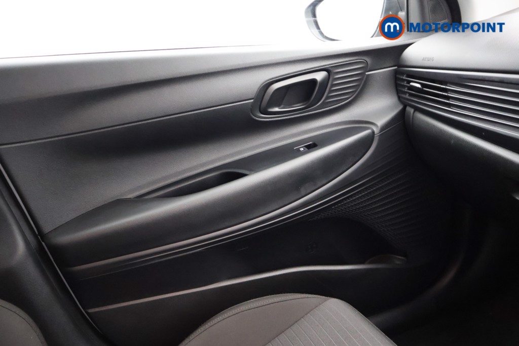 Hyundai I20 Se Connect Manual Petrol Hatchback - Stock Number (1672105) - 13th supplementary image