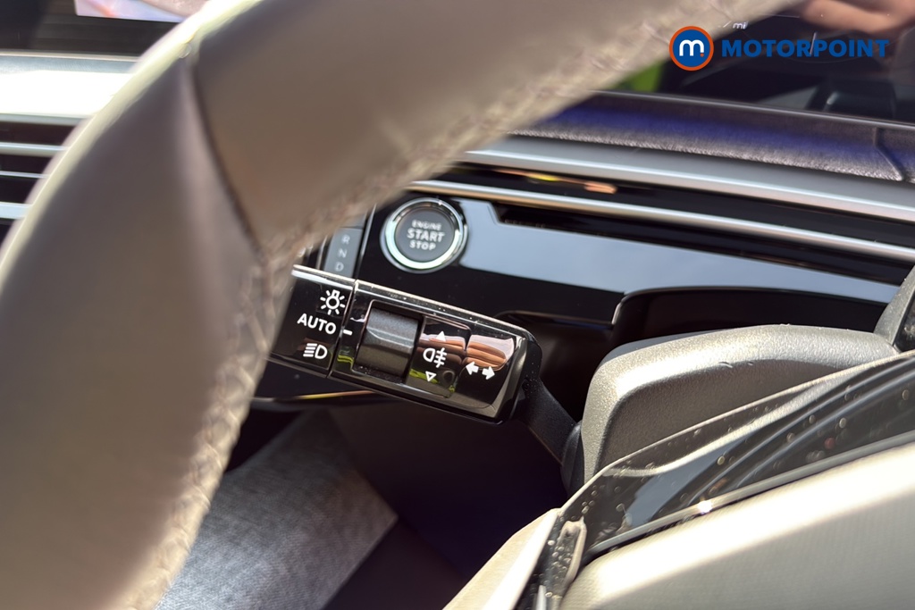 Peugeot 5008 Allure Premium Automatic Petrol SUV - Stock Number (1672159) - 5th supplementary image