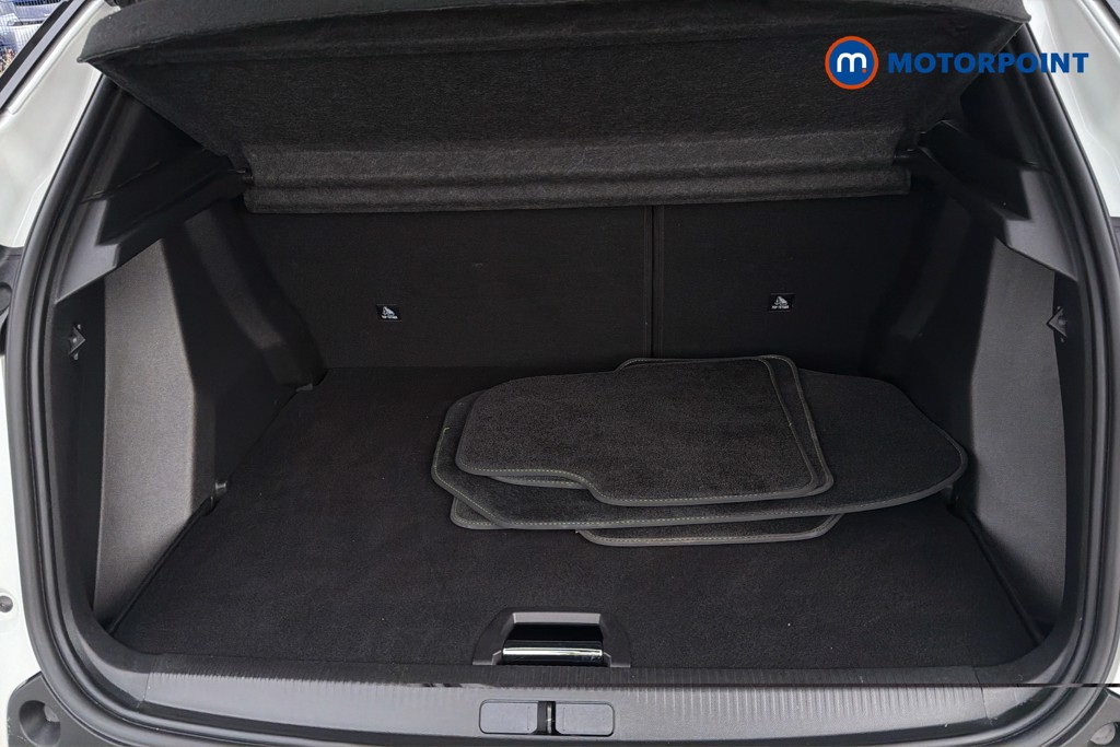 Peugeot 2008 GT Automatic Petrol SUV - Stock Number (1672163) - 33rd supplementary image