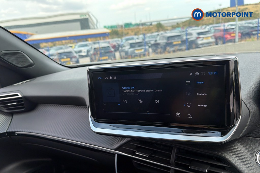 Peugeot 2008 Allure Manual Petrol SUV - Stock Number (1672172) - 9th supplementary image