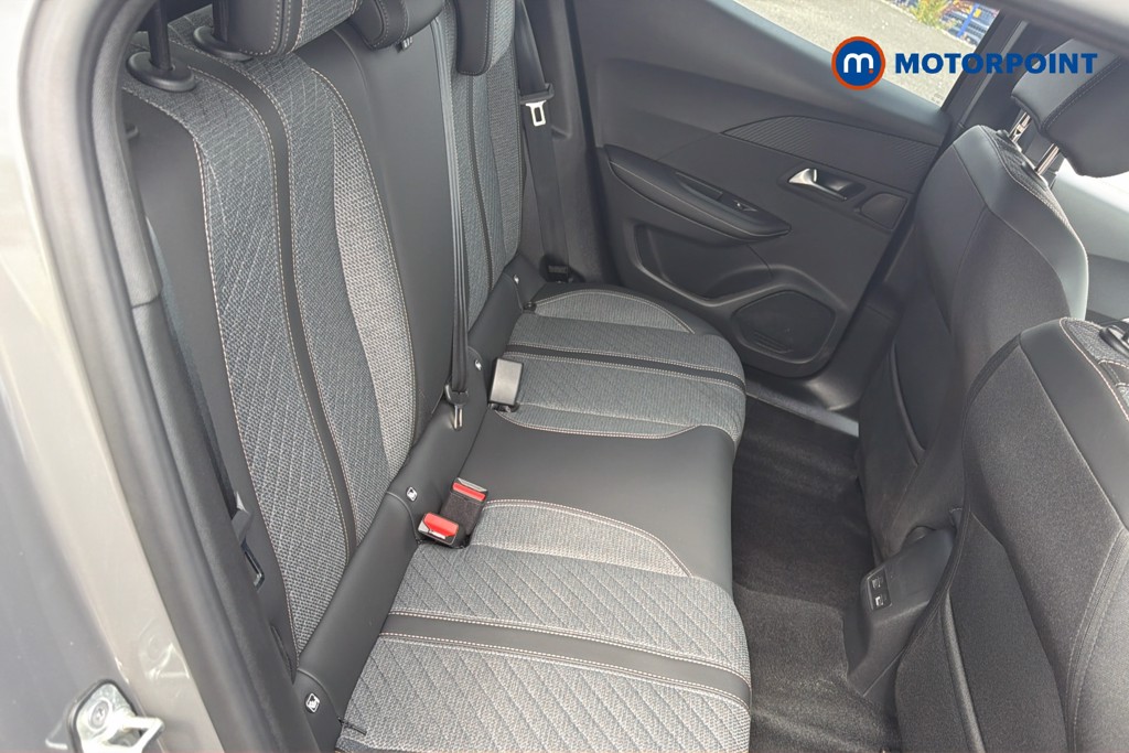 Peugeot 2008 Allure Manual Petrol SUV - Stock Number (1672172) - 28th supplementary image