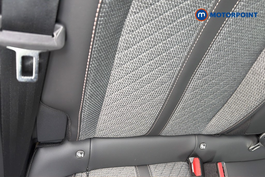 Peugeot 2008 Allure Manual Petrol SUV - Stock Number (1672172) - 29th supplementary image