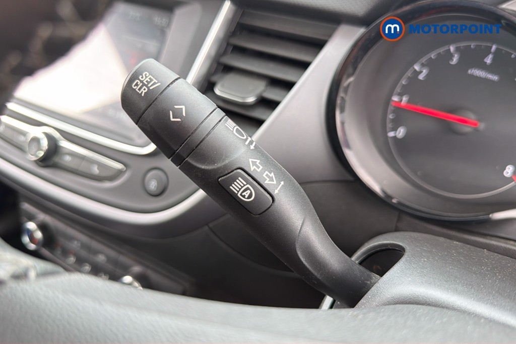 Vauxhall Crossland Design Manual Petrol SUV - Stock Number (1672179) - 6th supplementary image