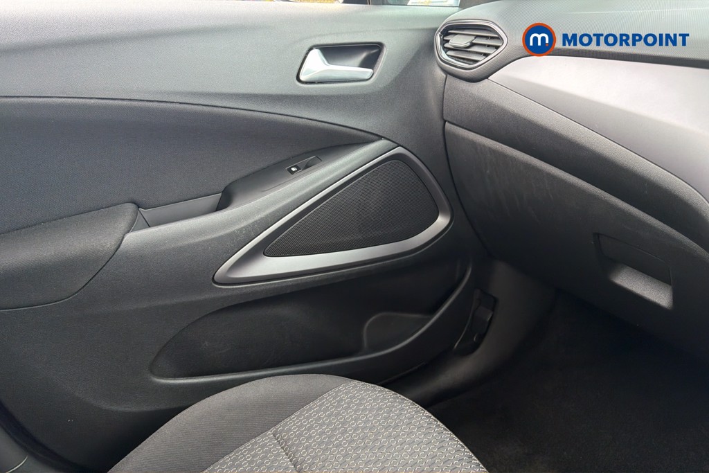 Vauxhall Crossland Design Manual Petrol SUV - Stock Number (1672179) - 11th supplementary image