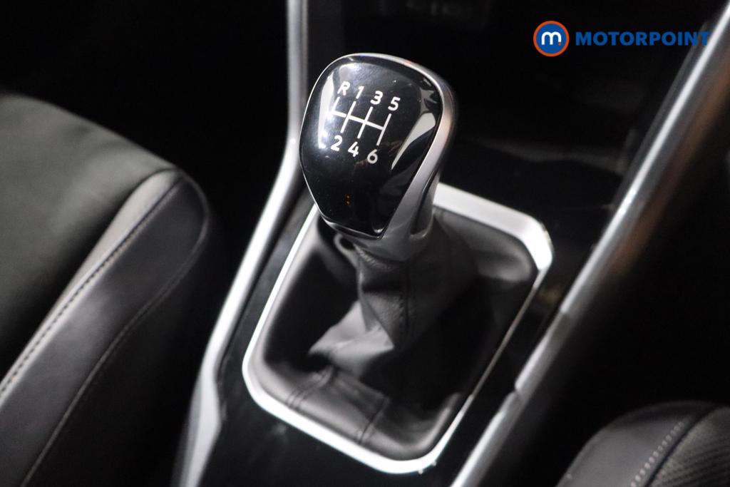 Volkswagen T-Roc Style Manual Petrol SUV - Stock Number (1672207) - 14th supplementary image