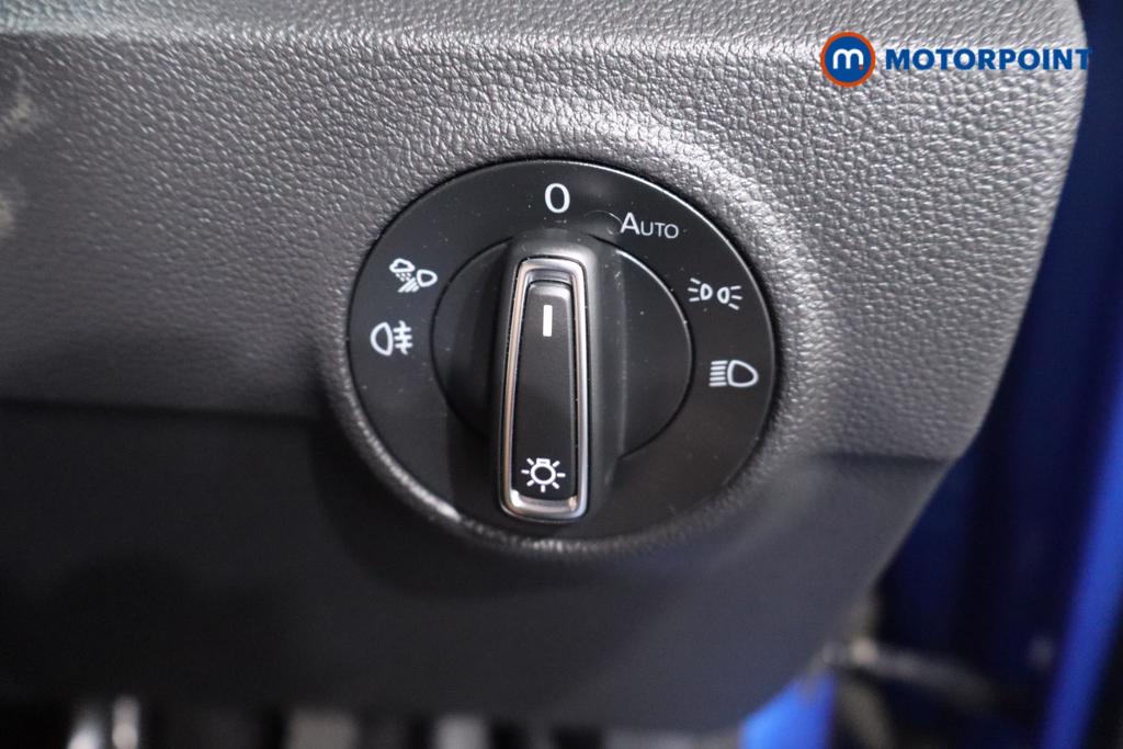Volkswagen T-Roc Style Manual Petrol SUV - Stock Number (1672207) - 17th supplementary image