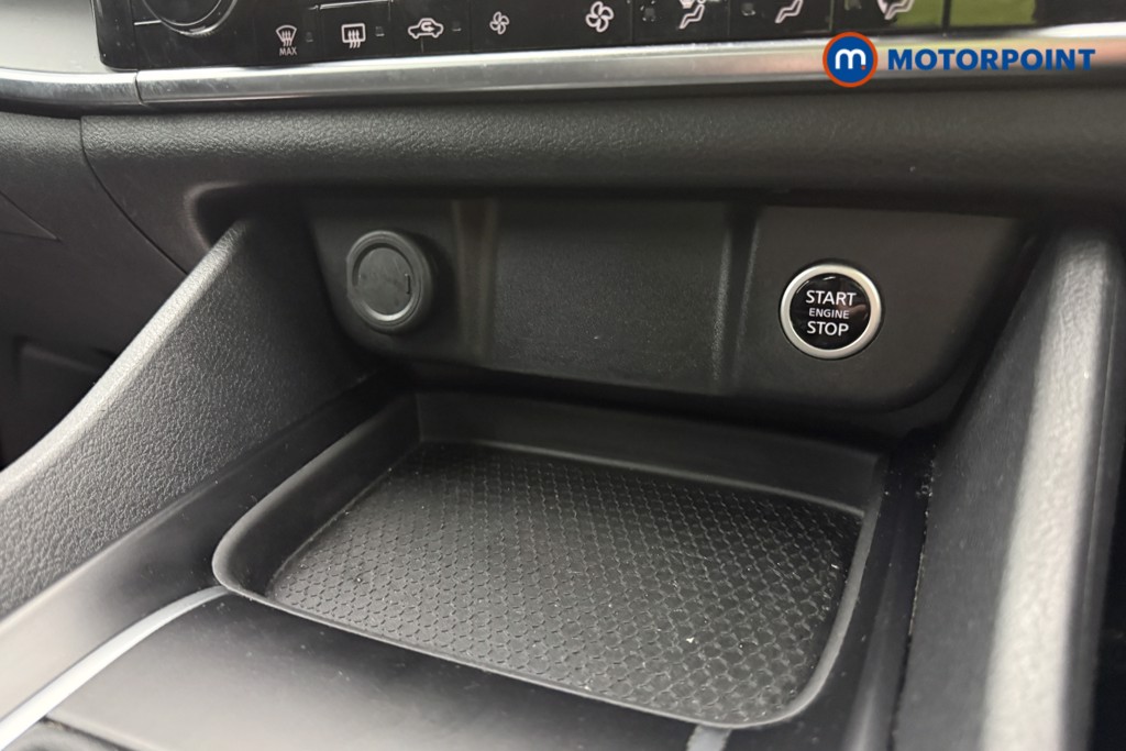 Nissan Qashqai Acenta Premium Manual Petrol SUV - Stock Number (1672301) - 14th supplementary image
