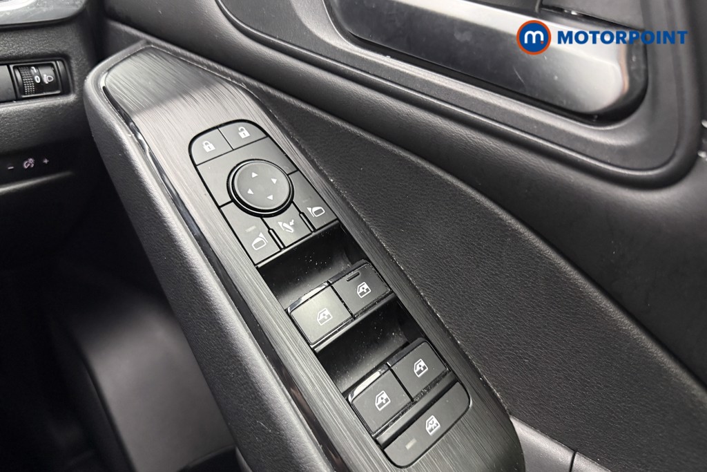 Nissan Qashqai Acenta Premium Manual Petrol SUV - Stock Number (1672301) - 16th supplementary image