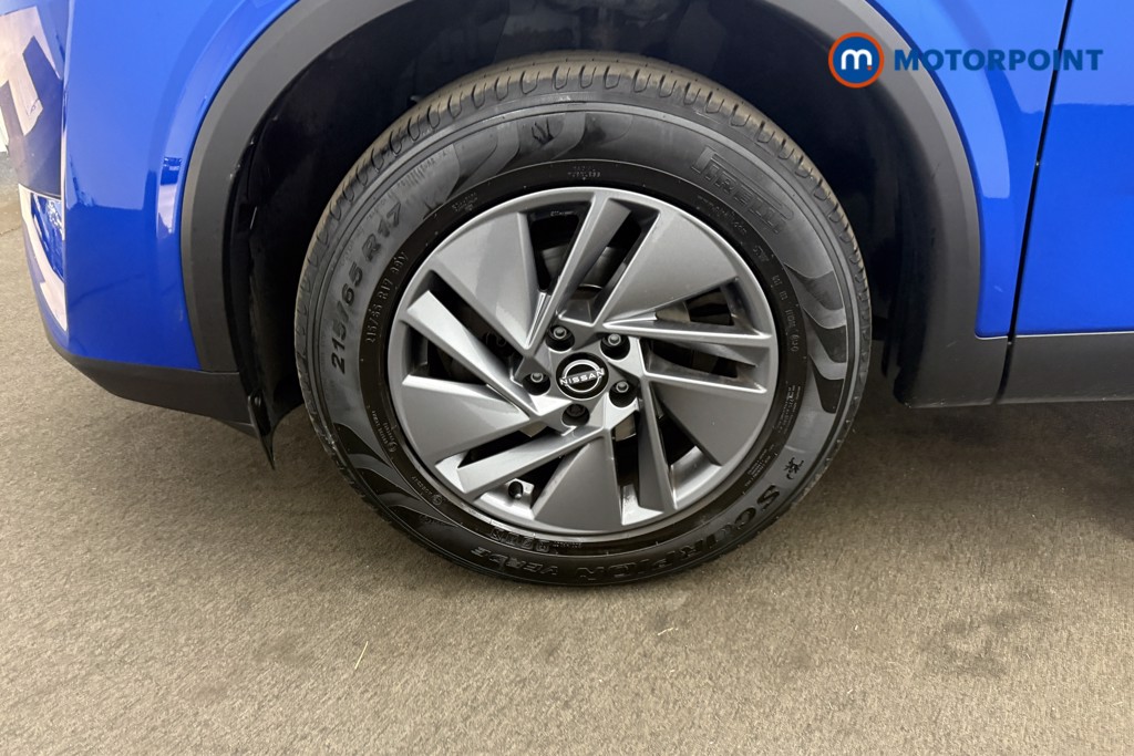 Nissan Qashqai Acenta Premium Manual Petrol SUV - Stock Number (1672301) - 24th supplementary image