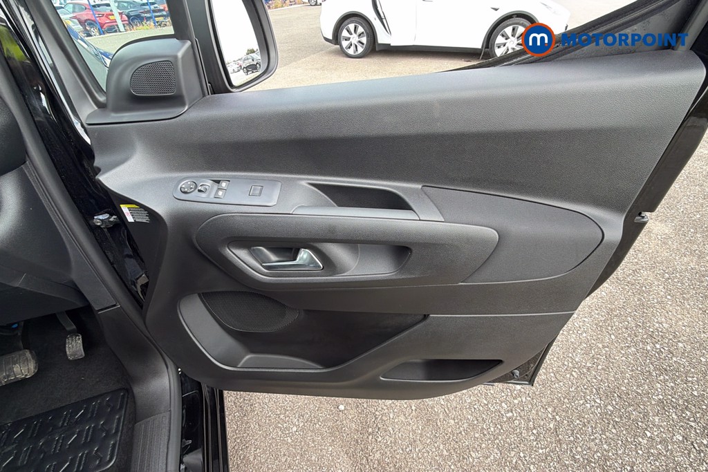 Citroen Berlingo Plus Automatic Electric People Carrier - Stock Number (1672331) - 19th supplementary image