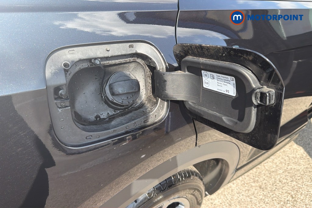 Volkswagen T-Roc R-Line Manual Petrol SUV - Stock Number (1672400) - 26th supplementary image