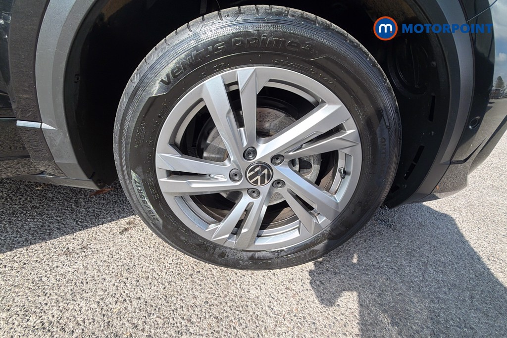 Volkswagen T-Roc R-Line Manual Petrol SUV - Stock Number (1672400) - 1st supplementary image