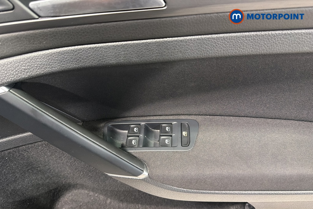Volkswagen Golf Match Manual Petrol Hatchback - Stock Number (1672418) - 19th supplementary image