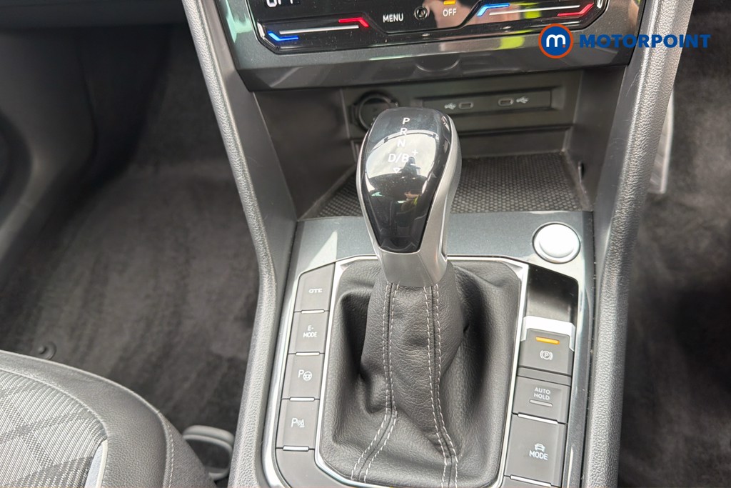 Volkswagen Tiguan R-Line Automatic Petrol Plug-In Hybrid SUV - Stock Number (1672427) - 15th supplementary image