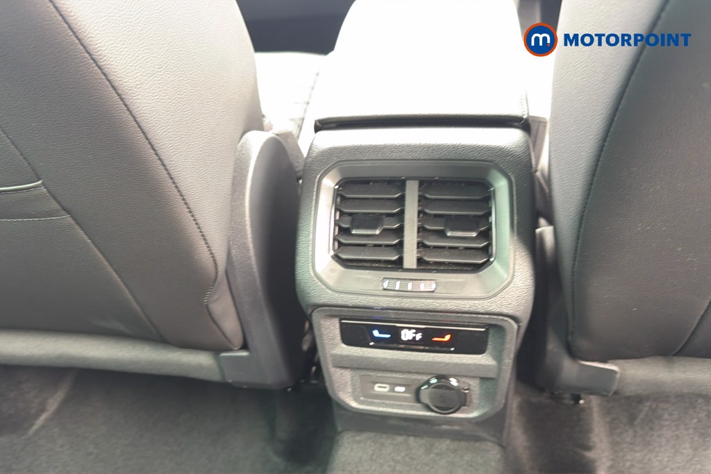 Volkswagen Tiguan R-Line Automatic Petrol Plug-In Hybrid SUV - Stock Number (1672427) - 30th supplementary image