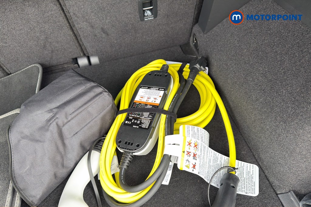 Volkswagen Tiguan R-Line Automatic Petrol Plug-In Hybrid SUV - Stock Number (1672427) - 34th supplementary image