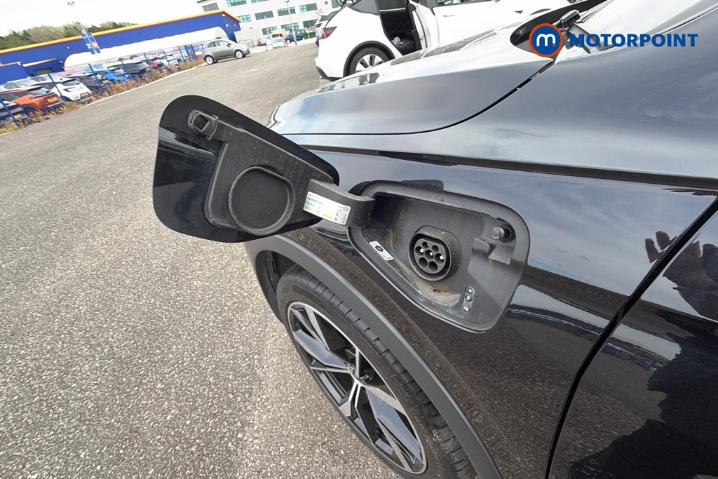 Volkswagen Tiguan R-Line Automatic Petrol Plug-In Hybrid SUV - Stock Number (1672427) - 41st supplementary image