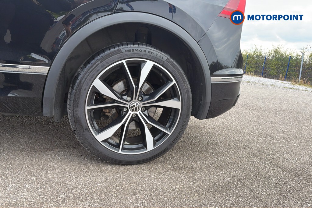 Volkswagen Tiguan R-Line Automatic Petrol Plug-In Hybrid SUV - Stock Number (1672427) - 48th supplementary image