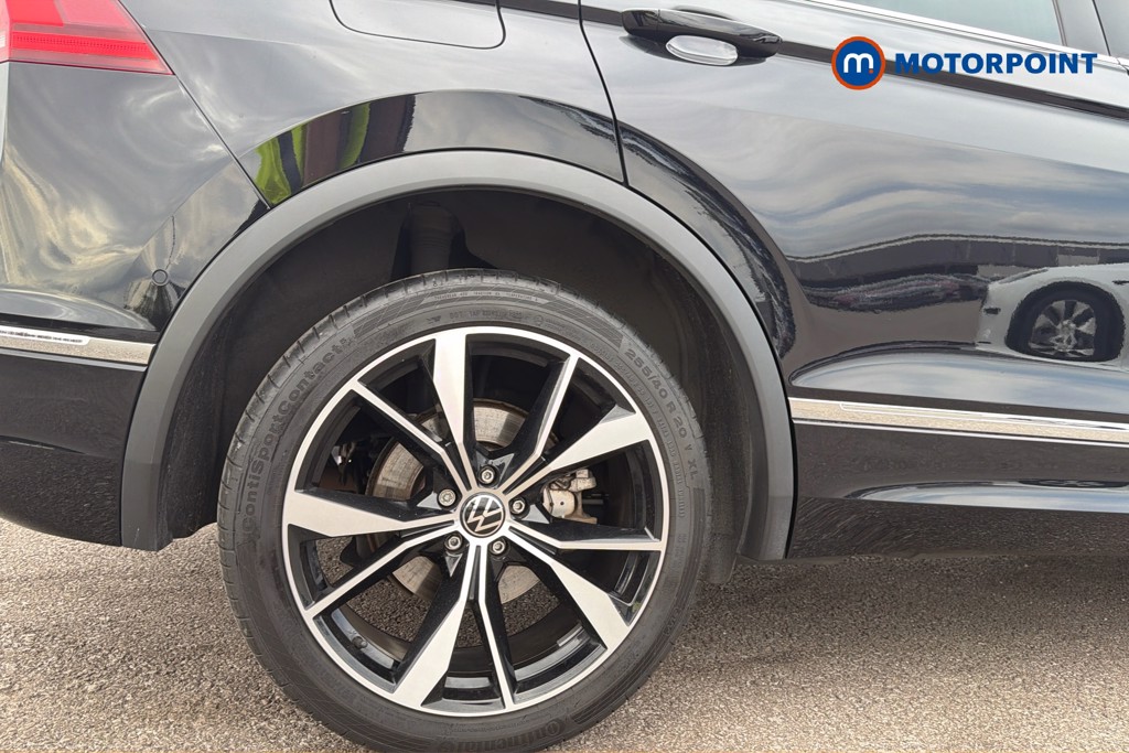 Volkswagen Tiguan R-Line Automatic Petrol Plug-In Hybrid SUV - Stock Number (1672427) - 49th supplementary image