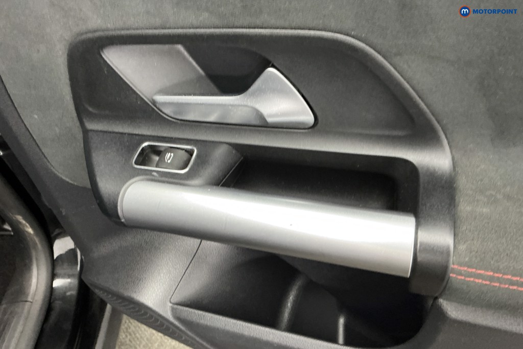 Mercedes-Benz EQA Amg Line Automatic Electric SUV - Stock Number (1672450) - 26th supplementary image