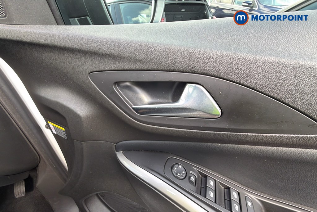 Vauxhall Grandland Ultimate Manual Petrol SUV - Stock Number (1672493) - 3rd supplementary image