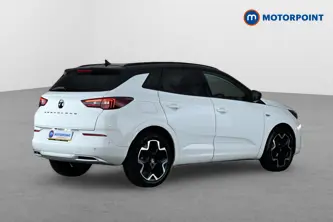 Vauxhall Grandland Ultimate Manual Petrol SUV - Stock Number (1672493) - Drivers side rear corner