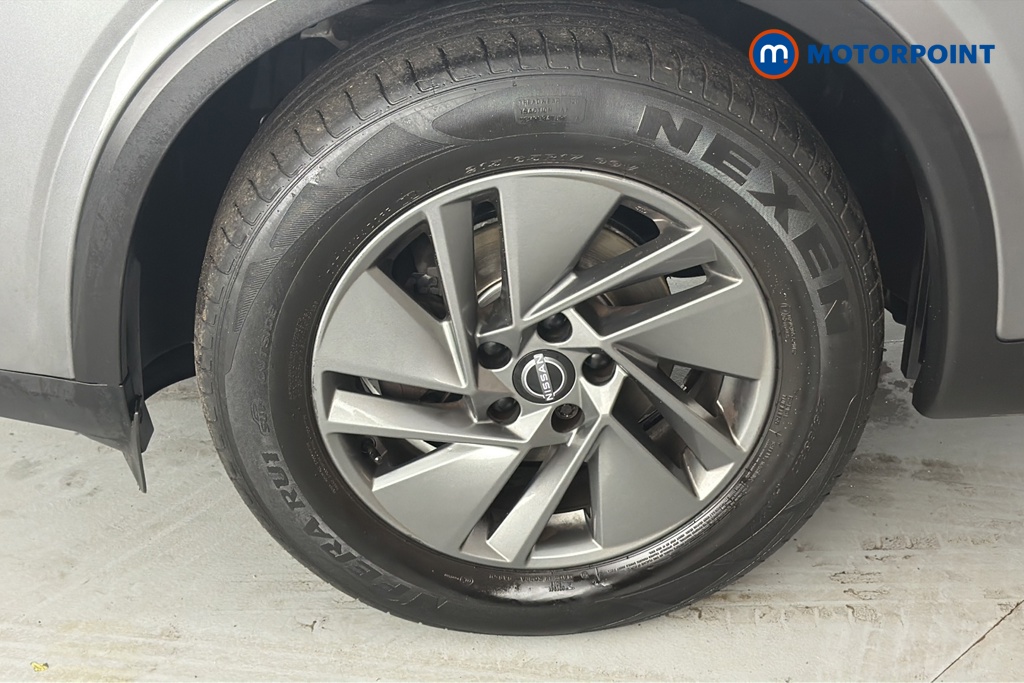Nissan Qashqai Acenta Premium Manual Petrol SUV - Stock Number (1672644) - 44th supplementary image