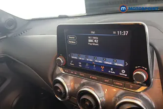 Nissan Juke N-Connecta Manual Petrol SUV - Stock Number (1672648) - 8th supplementary image