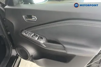 Nissan Juke N-Connecta Manual Petrol SUV - Stock Number (1672648) - 18th supplementary image