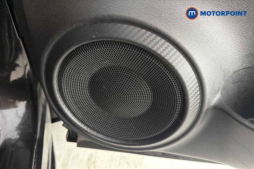Nissan Juke N-Connecta Manual Petrol SUV - Stock Number (1672648) - 21st supplementary image