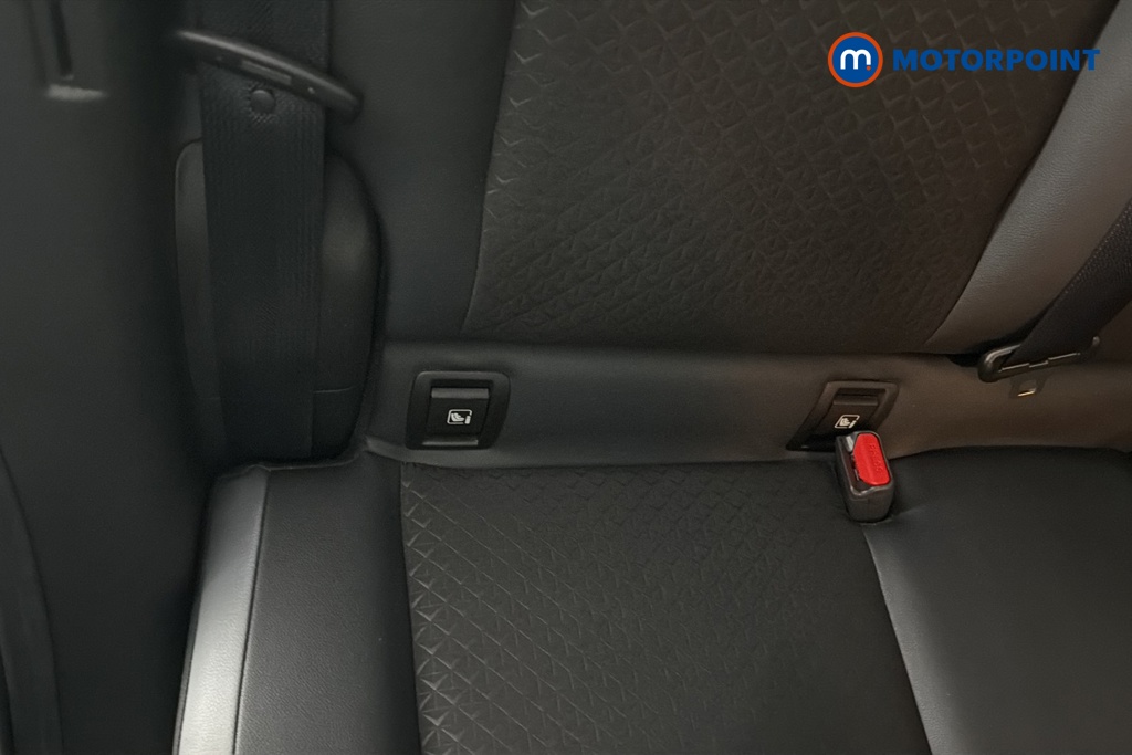Nissan Juke N-Connecta Manual Petrol SUV - Stock Number (1672648) - 27th supplementary image