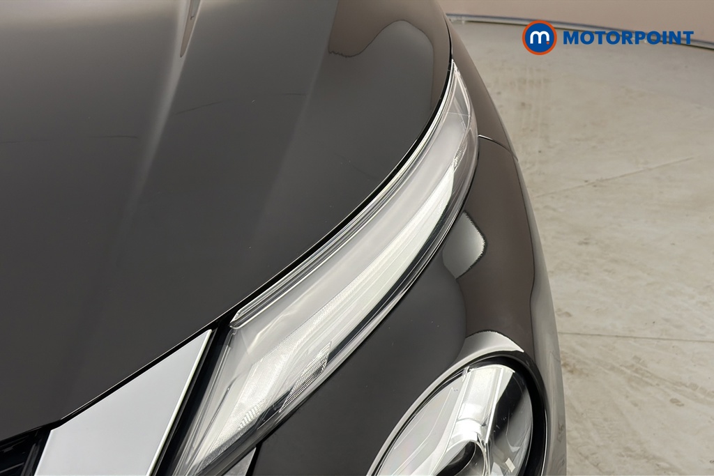 Nissan Juke N-Connecta Manual Petrol SUV - Stock Number (1672648) - 42nd supplementary image