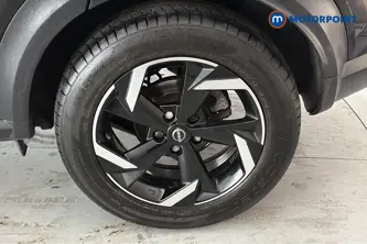 Nissan Juke N-Connecta Manual Petrol SUV - Stock Number (1672648) - 45th supplementary image