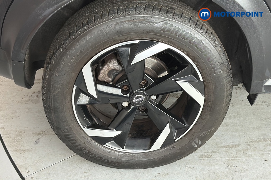 Nissan Juke N-Connecta Manual Petrol SUV - Stock Number (1672648) - 46th supplementary image