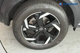 Nissan Juke N-Connecta Manual Petrol SUV - Stock Number (1672648) - 46th supplementary image