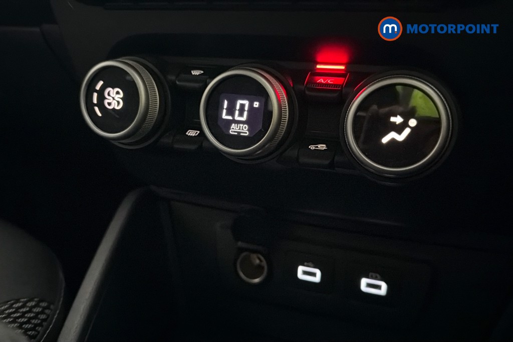 Dacia Duster Journey Manual Petrol SUV - Stock Number (1672766) - 12th supplementary image