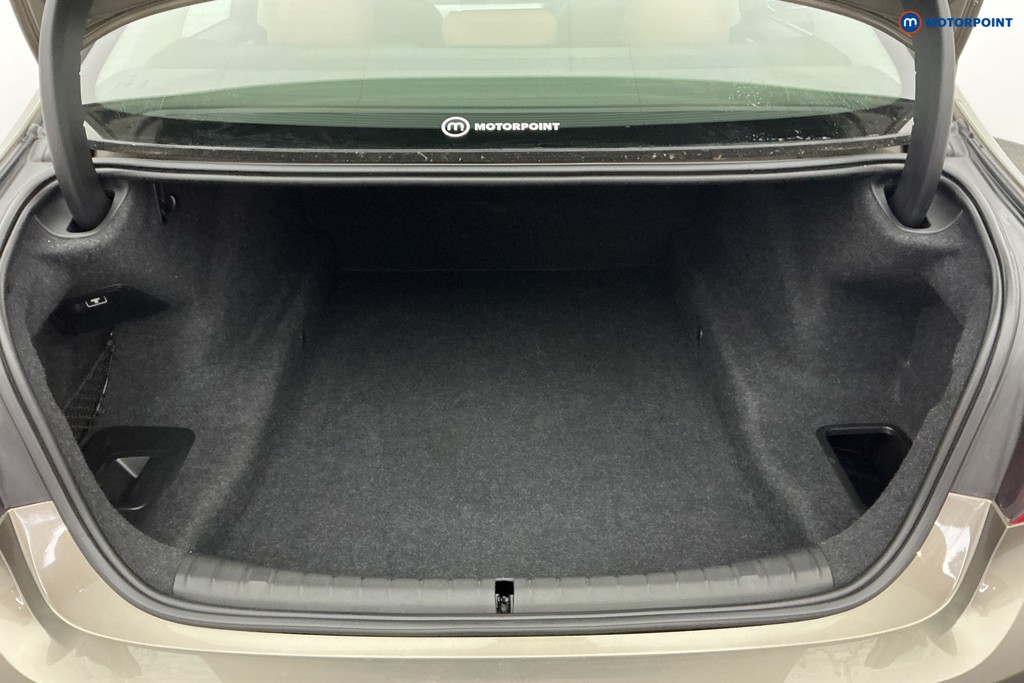 BMW 5 Series SE Automatic Petrol Saloon - Stock Number (1672876) - 3rd supplementary image