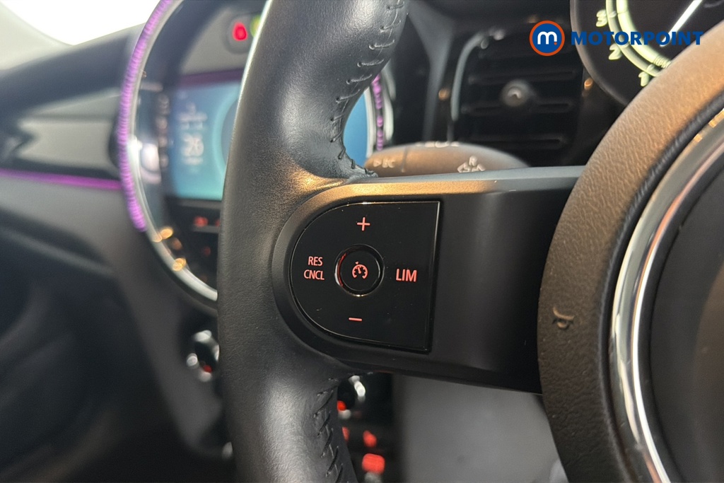 Mini Hatchback Cooper Classic Automatic Petrol Hatchback - Stock Number (1673471) - 4th supplementary image