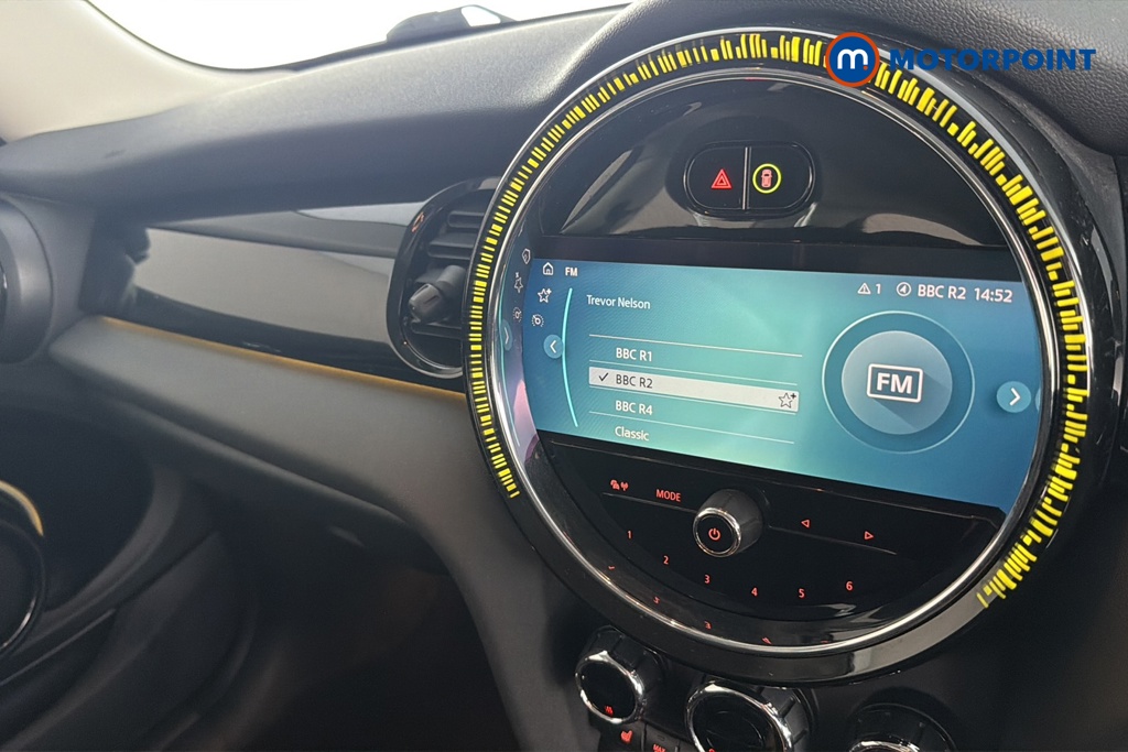 Mini Hatchback Cooper Classic Automatic Petrol Hatchback - Stock Number (1673471) - 8th supplementary image