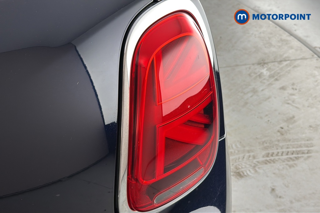 Mini Hatchback Cooper Classic Automatic Petrol Hatchback - Stock Number (1673471) - 36th supplementary image