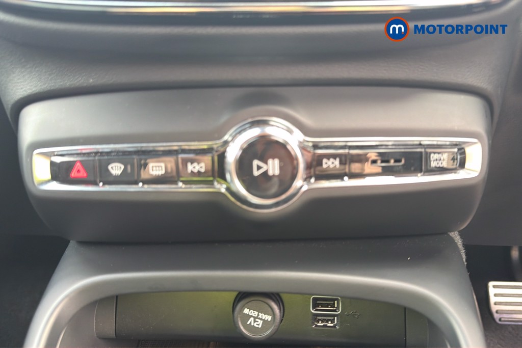 Volvo Xc40 R Design Pro Automatic Petrol Plug-In Hybrid SUV - Stock Number (1673525) - 14th supplementary image