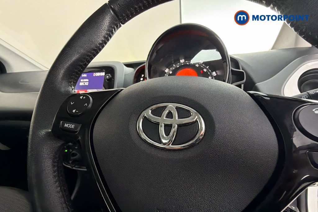 Toyota Aygo X-Play Manual Petrol Hatchback - Stock Number (1673532) - 5th supplementary image