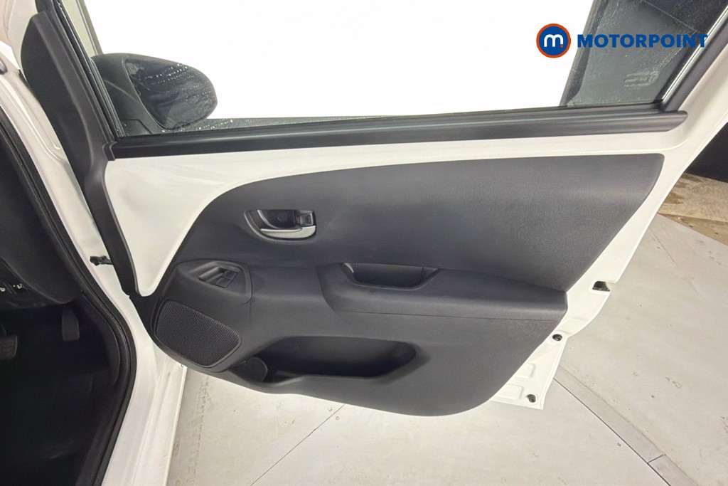 Toyota Aygo X-Play Manual Petrol Hatchback - Stock Number (1673532) - 19th supplementary image