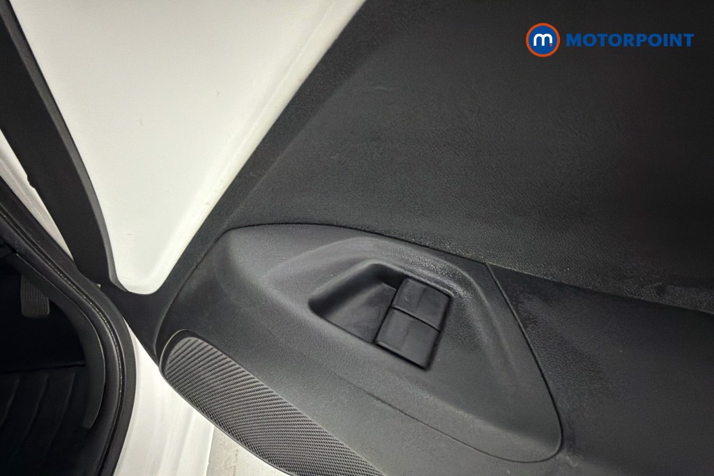 Toyota Aygo X-Play Manual Petrol Hatchback - Stock Number (1673532) - 20th supplementary image