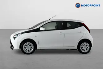 Toyota Aygo X-Play Manual Petrol Hatchback - Stock Number (1673532) - Passenger side